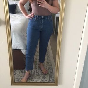 Abercrombie High-waisted Straight leg Jeans